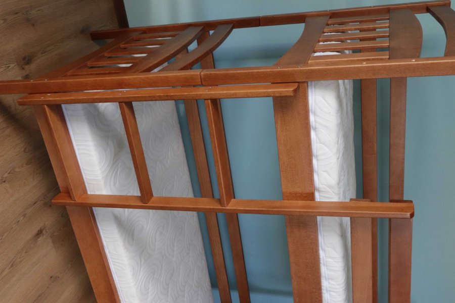 Двох'ярусне ліжко Бембі