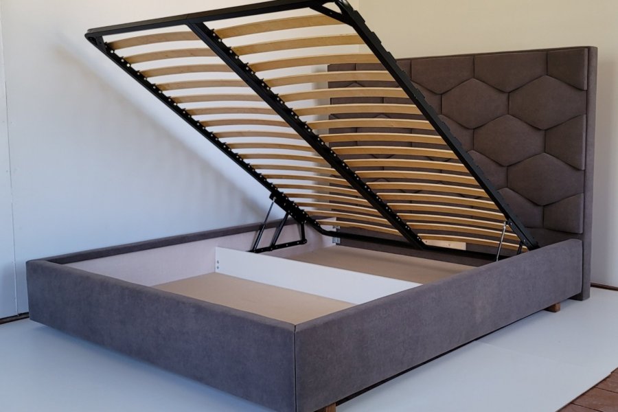 Ліжко Алексіс (Aleksis)