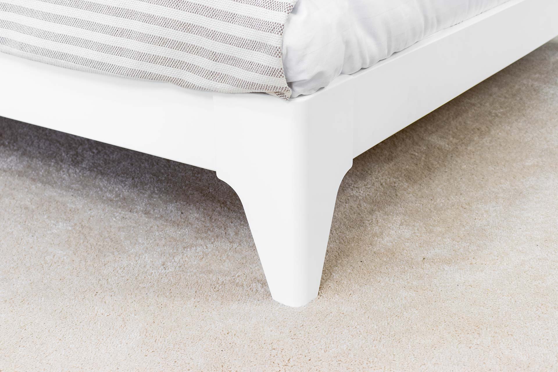 28_evelin Двоспальне ліжко з тканиною Евелін