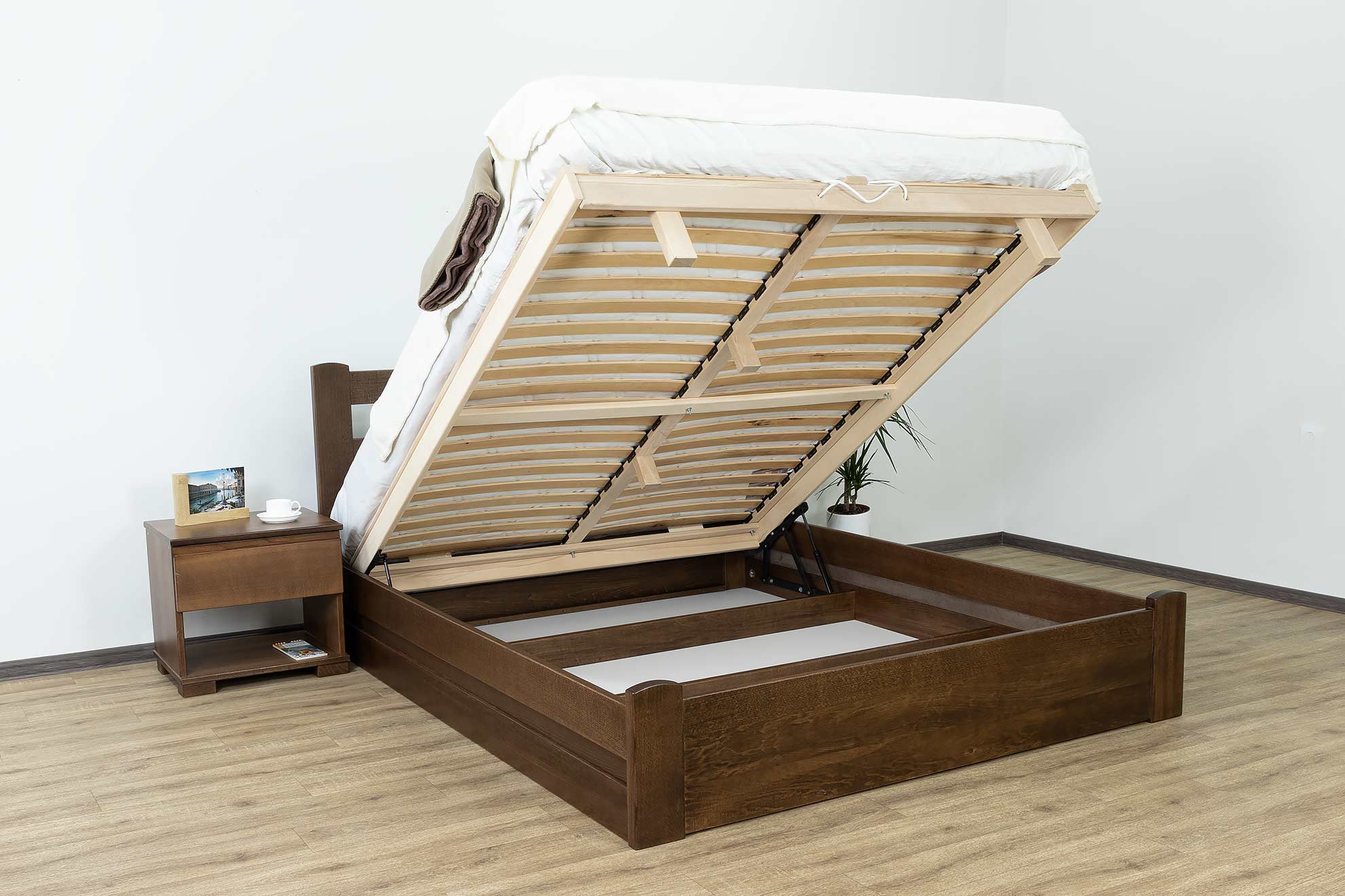 Двоспальне ліжко з підйомним механізмом “Геракл” з низьким узніжжям